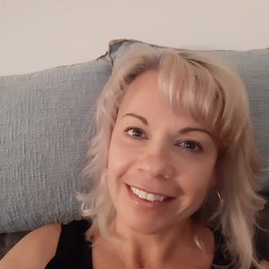 Meet your Posher, Isabelle